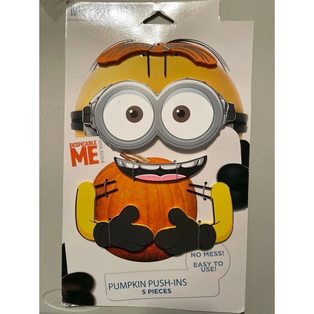 Despicable Me Pumpkin Push-ins for Halloween decorations